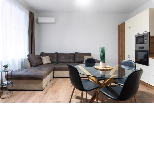 - La Luna - High-end 2BD Flat in the TOP centre