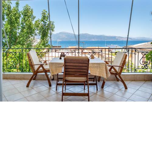 Σελιανίτικα, διαμέρισμα με θέα -50μ από τη θάλασσα