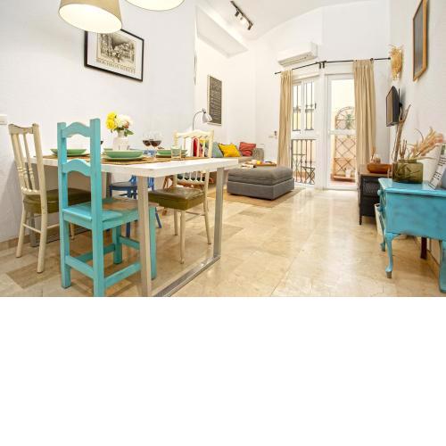 -MalagaSunApts-Central and Cozy