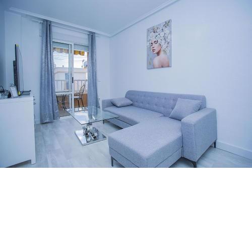 001 City style - Alicante Holiday