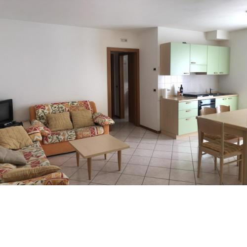 012 Trilocale, Carisolo