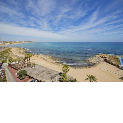 037 Blue Laguna - Alicante Holiday