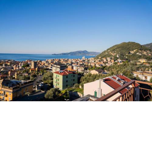 093 - Casa Panorama, Vista Mare e Vista Portofino, 500 metri centro di Chiavari, POSTO AUTO GRATIS INCLUSO