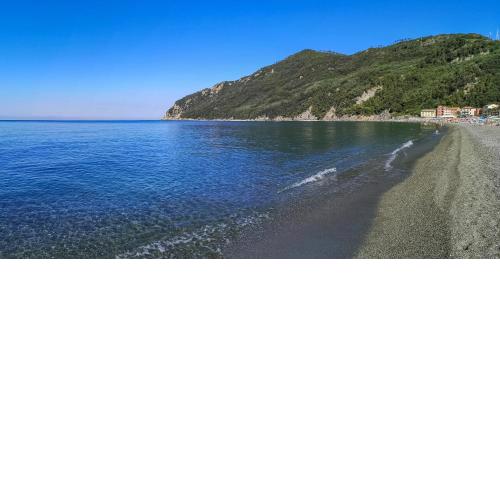 097 - Casa Stella a Riva Trigoso, 300 metri da mare e spiaggia, POSTO AUTO PRIVATO GRATIS