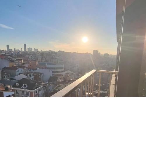 1 BR - Apartment with City View 4