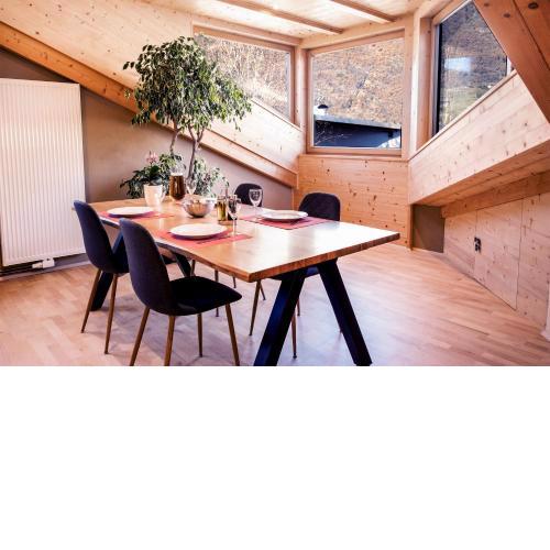 100qm - super Lage - Südterrasse - riesige Küche