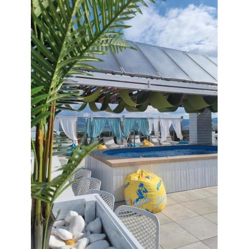 103 Degrees Hotel & Spa