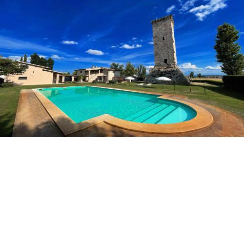 11 guests - Vacation villa with private pool and private garden