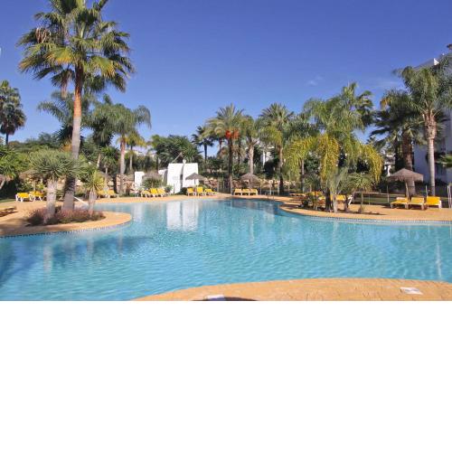 1126 BEACHFRONT HIGH STANDARD APARTMENT WITH TERRACE
