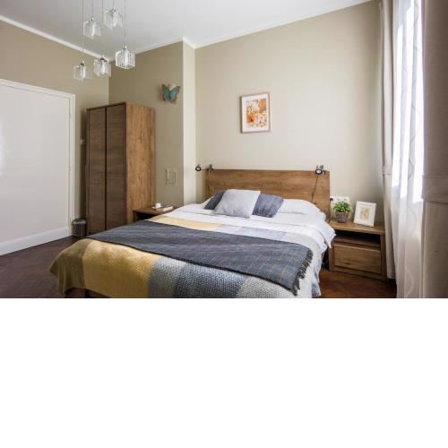 115 m2 - Top Center Artistic Apartment