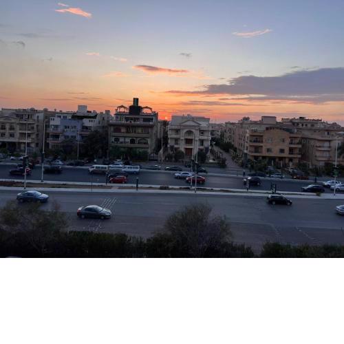 شقه ف الرحاب ع العمومي غرفتين وريسبشن مفروشه فرش رائع اليوم 1,200