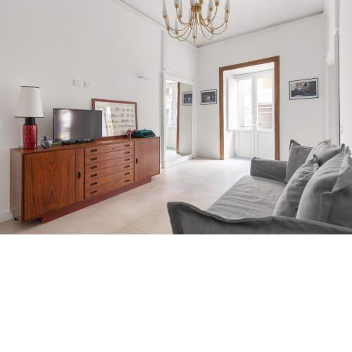 124 Maqueda Apartaments