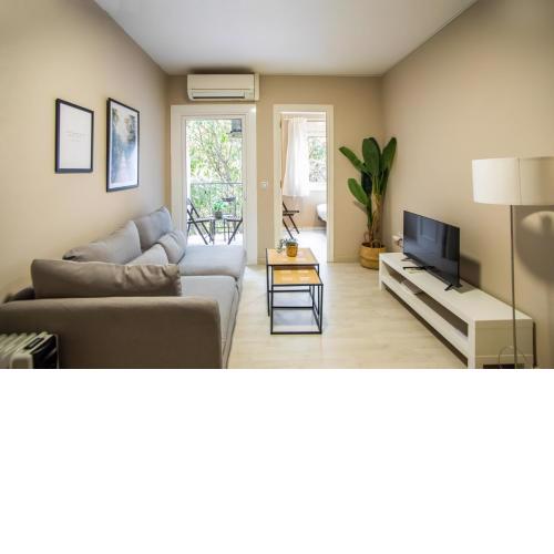 12TOG424 - Spacious Apartment near Camp Nou