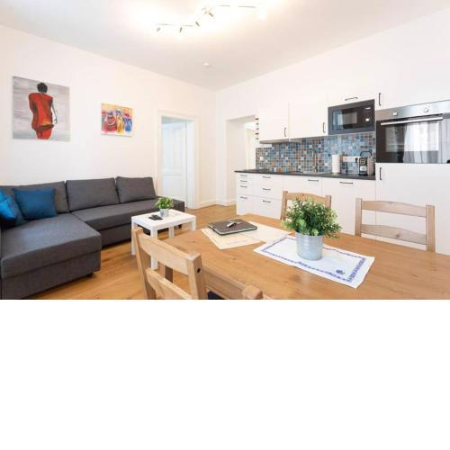 14 C&J's apartment