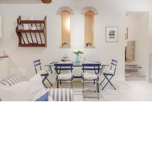 1400's Apartment, Stylish Smart Ground Floor Apartment inside Lucca
