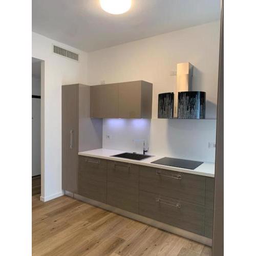 15min metro Duomo - RHO fiera - Skyscraper Kitchen