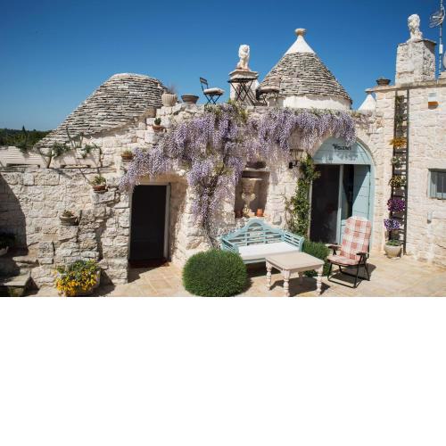 16 Trulli e Giardini