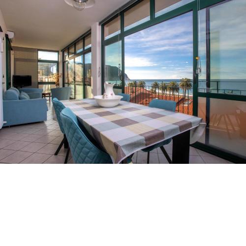 162 - La Veranda Sull'Acqua, Fronte e Vista Mare Riva Trigoso, POSTO AUTO PRIVATO