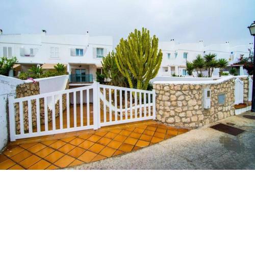 16:9 Villa Agua Amarga