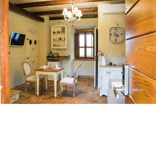 1870 Bed & Breakfast