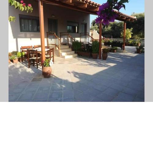 Εξοχική Κατοικία Μεσόστρατο 1