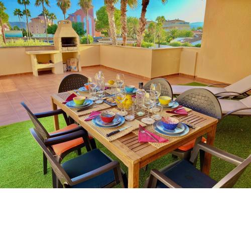 1ªLínea-50m de playa-210m2 utiles-BBQ privada-Vistas al mar-3 terrazas