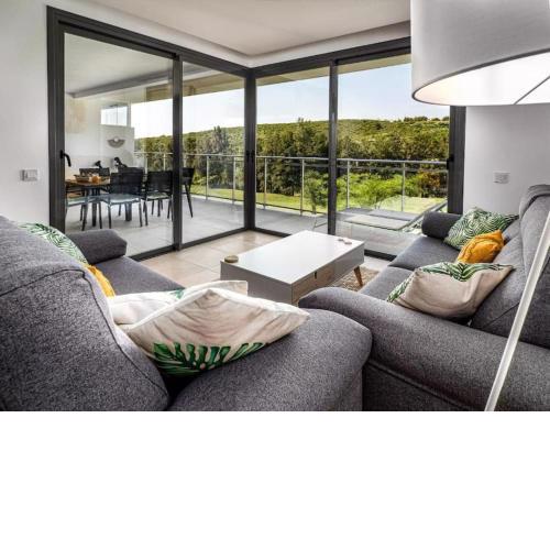 1st line golf, 2 bedrooms apartment in Casares