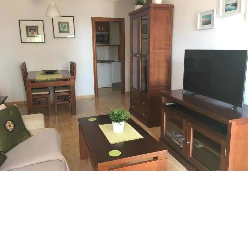 2 bed apartment with pools and spa
