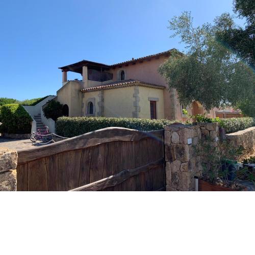 2 Bedroom Apartment close to Bados Beach