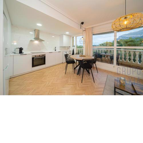 2 bedroom apartment "Residencial Jardines del Montgo" in Denia