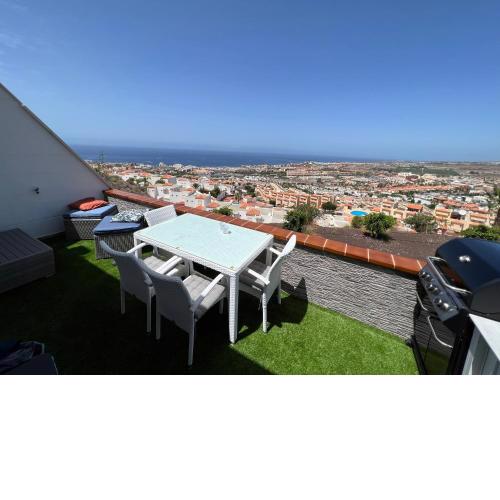 2 bedroom apartment with breathtaking view of the sea - sunset