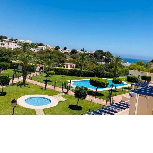 2 Bedroom Apartment with Sea Views