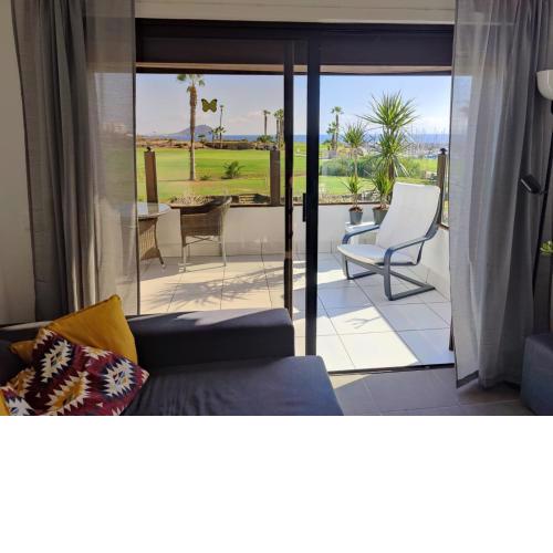 2-bedroom golf apartment with sea view
