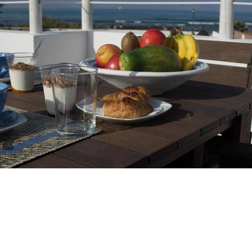 2-bedroom Hidden-Gem just metres from the beach
