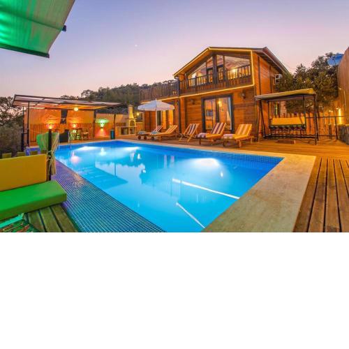 2 Bedroom Uninterrupted Sea View Villa With Private Pool in Kalkan