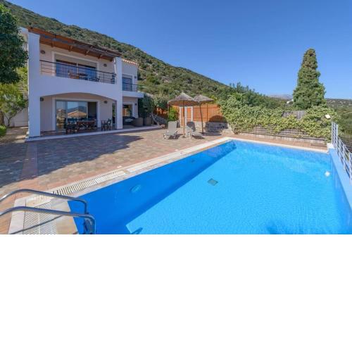2 Bedroom Villa, Private Pool, Agios Nikolaos
