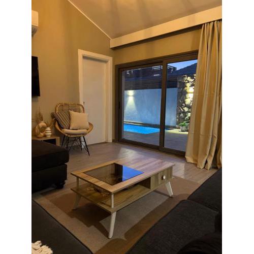 2 Bedroom villa with private heated pool in Gouna