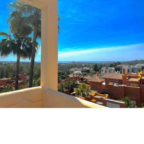 2 Bedrooms, 5 min to Puerto Banus, Marbella