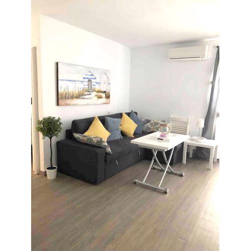 2 bedrooms appartement at Benalmadena 400 m away from the beach with shared pool terrace and wifi