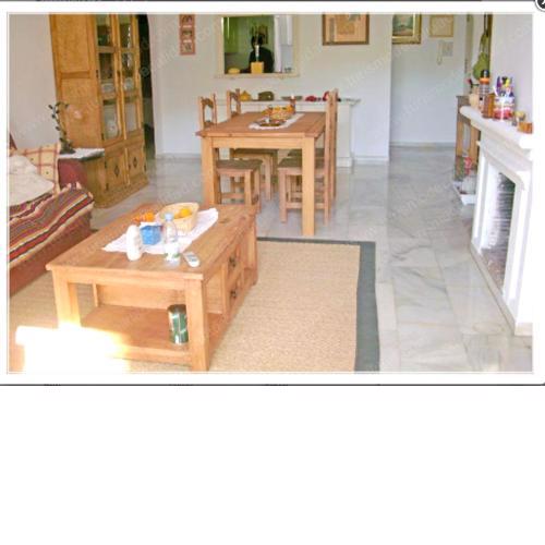 2 bedrooms appartement at Estepona 800 m away from the beach with shared pool and furnished balcony