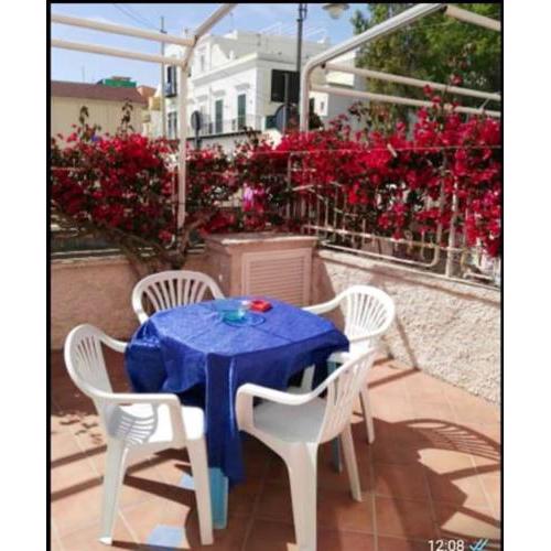 2 bedrooms appartement at Ischia 20 m away from the beach with sea view furnished terrace and wifi
