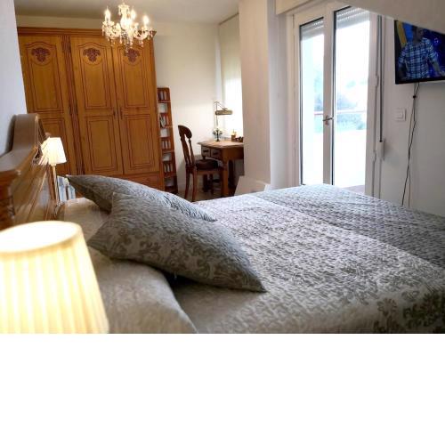 2 bedrooms appartement at Mogro 200 m away from the beach with sea view jacuzzi and furnished terrace