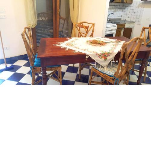 2 bedrooms appartement at Salto di Fondi 200 m away from the beach with enclosed garden