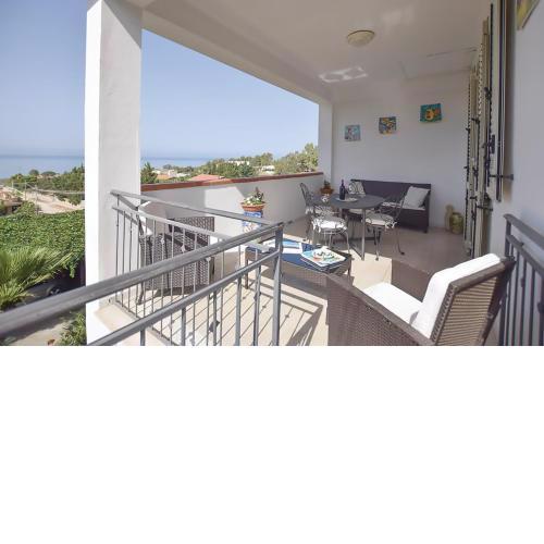 2 bedrooms appartement at Sciacca 400 m away from the beach with sea view furnished garden and wifi