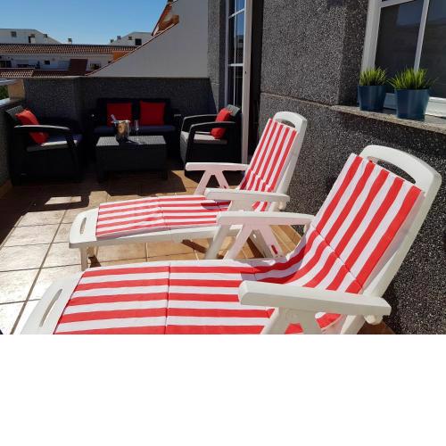 2 bedrooms appartement with furnished terrace and wifi at Puerto de Santiago 1 km away from the beach