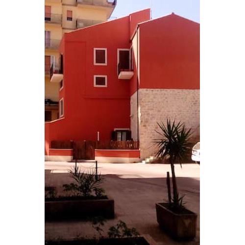 2 bedrooms appartement with jacuzzi and wifi at Modica