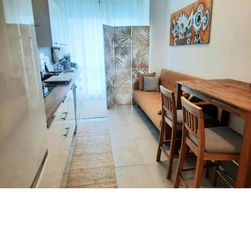 2 bedrooms appartement with lake view furnished terrace and wifi at Arona