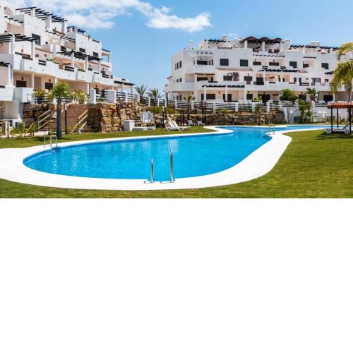 2 bedrooms appartement with private pool enclosed garden and wifi at Estepona 2 km away from the beach