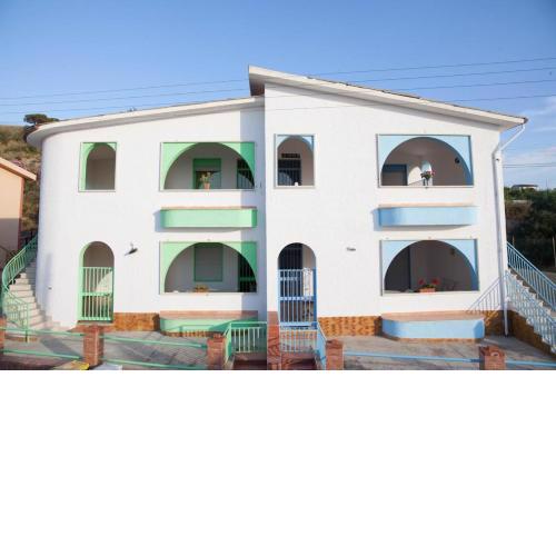 2 bedrooms appartement with sea view furnished terrace and wifi at Balestrate 1 km away from the beach