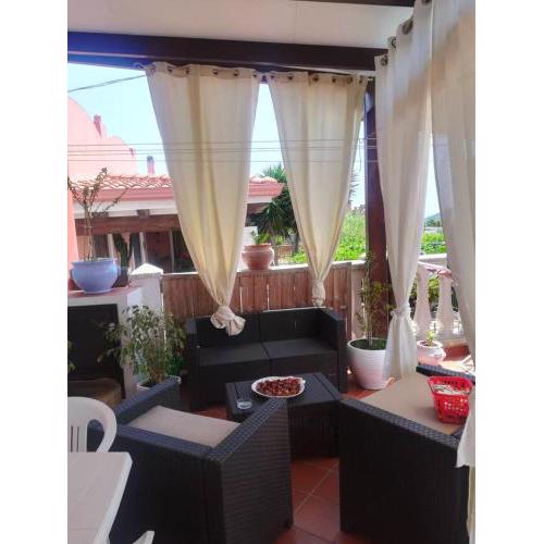 2 bedrooms appartement with sea view furnished terrace and wifi at Pianoconte 2 km away from the beach